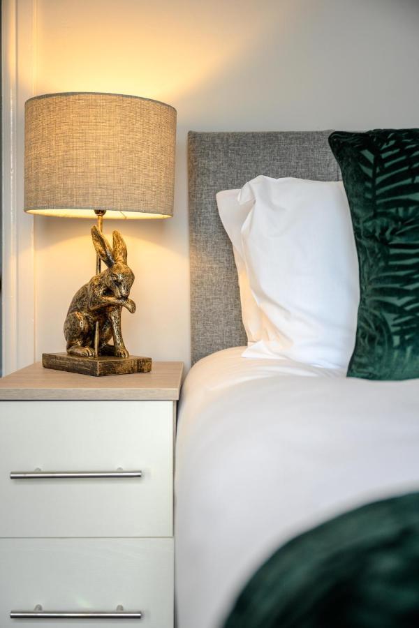Mulberry House - Luxurious And Modern 4-Bed In Solihull Near Nec,Jlr, Airport, Resorts World, Hs2 Экстерьер фото